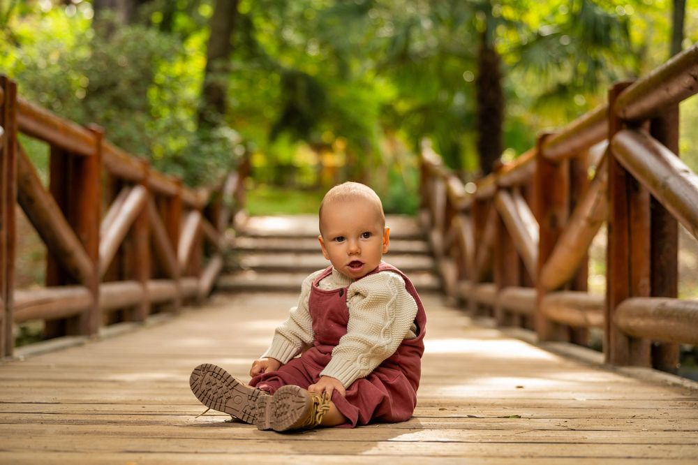 Fotografía de sesion de fotos en familia en el retiro - Memoire Photography Madrid